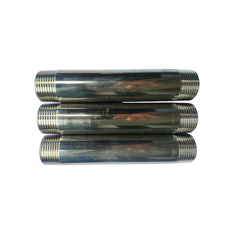 How does a stainless steel double external thread extension pipe ensure pressure-bearing reliability during hydraulic workstation expansion?